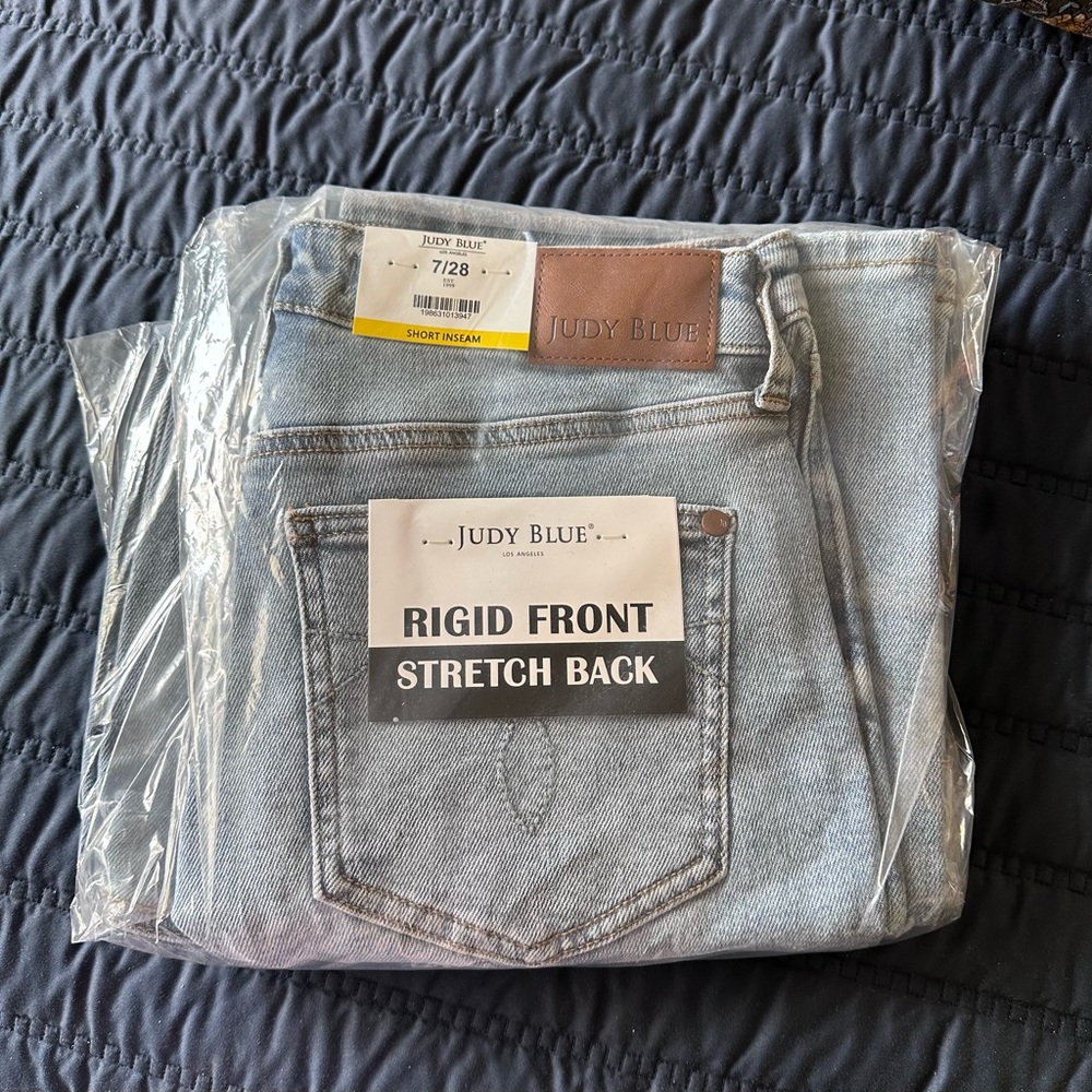 Judy Blue “The Stevie”, Inseam 30”